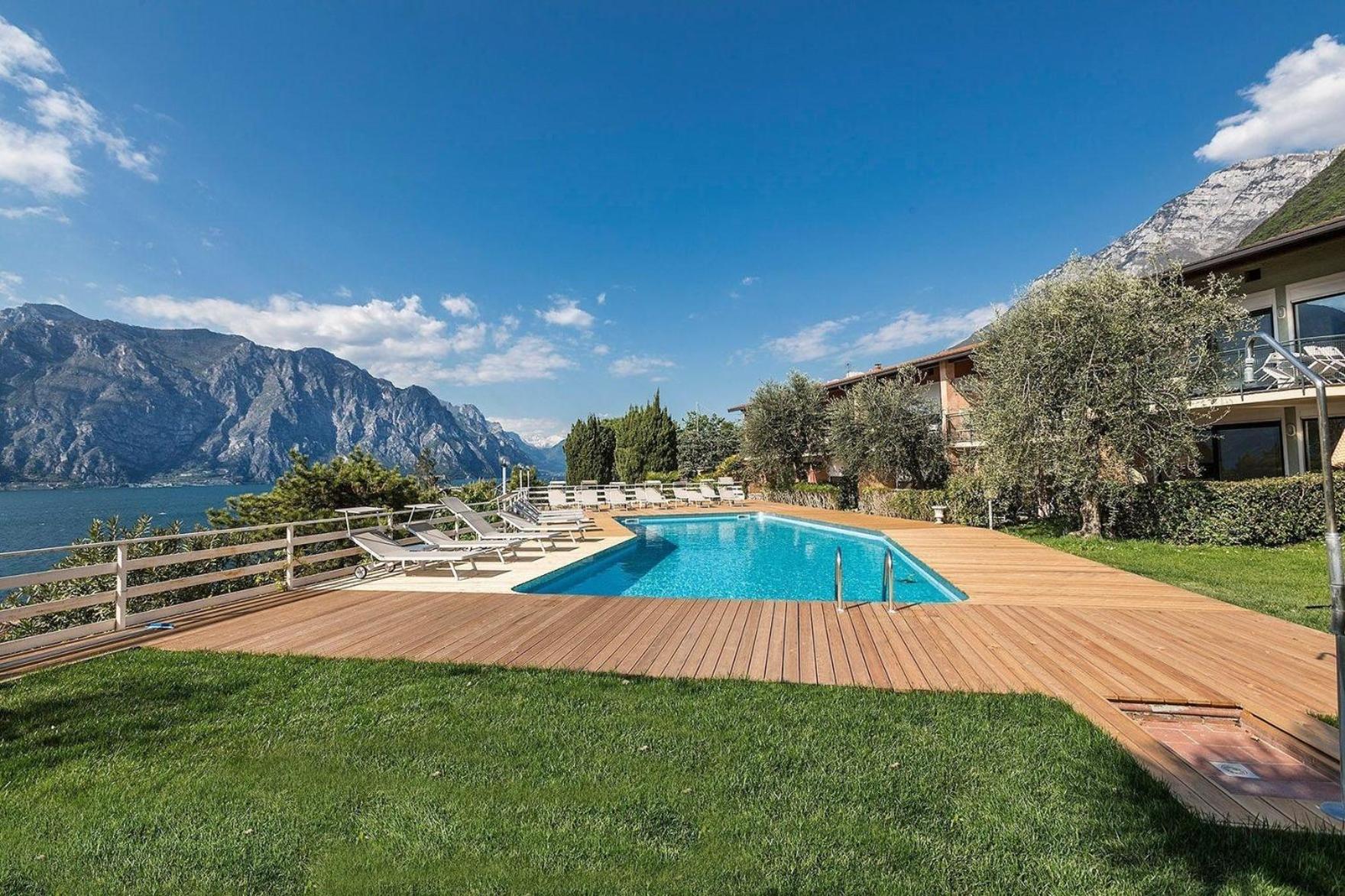 Tolle Wohnung In Malcesine Mit Garten, Grill Und Gemeinschaftlichem Pool Esterno foto