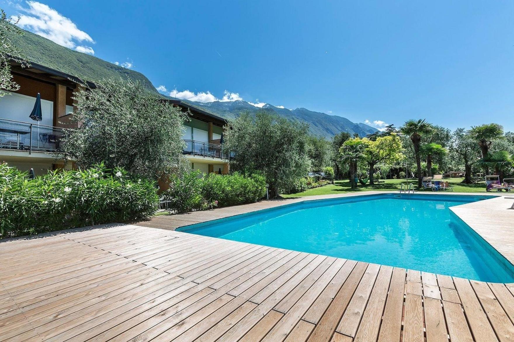 Tolle Wohnung In Malcesine Mit Garten, Grill Und Gemeinschaftlichem Pool Esterno foto