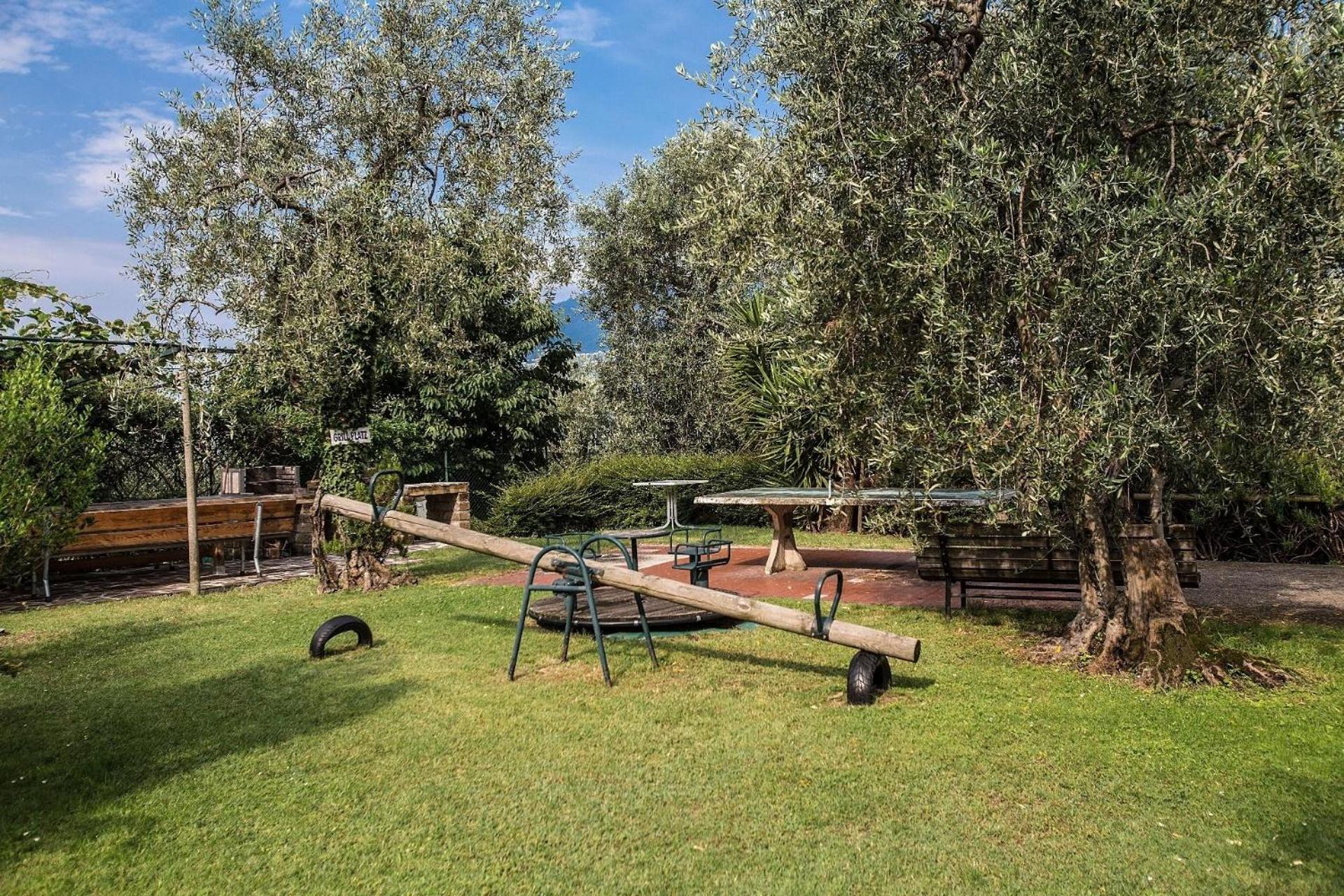 Tolle Wohnung In Malcesine Mit Garten, Grill Und Gemeinschaftlichem Pool Esterno foto